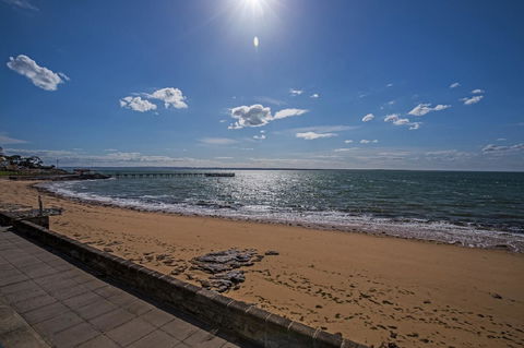 C-Scape Esplanade Cowes - Accommodation NT 22