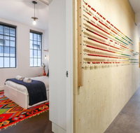 Spacious Warehouse 2Bed Melbourne CBD Apartment - NT Tourism