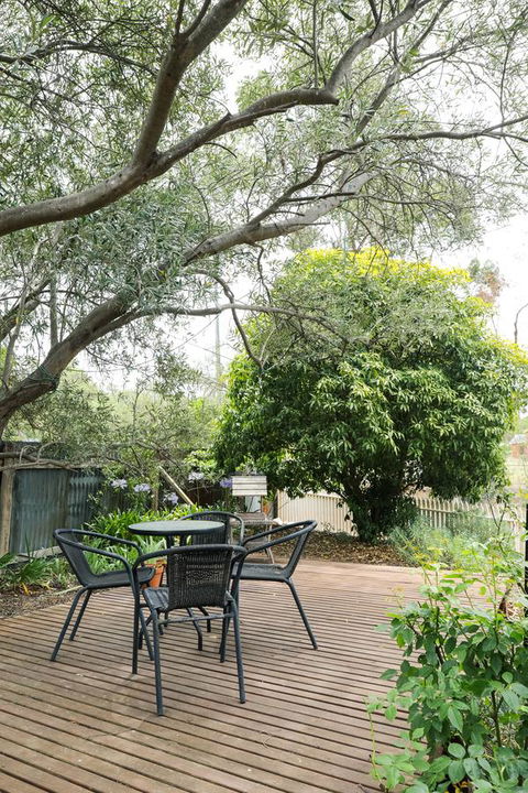Miss Pym's Cottage - Accommodation NT 5