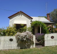 Miss Pym's Cottage - Accommodation NT