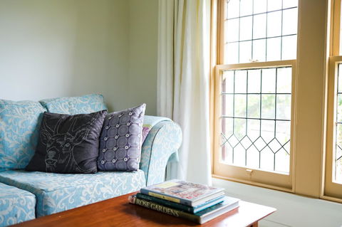 Miss Pym's Cottage - Accommodation NT 31
