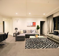 Heart of CBD Penthouse Apartment - NT Tourism