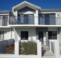 The Beach Villa Bunbury - NT Tourism