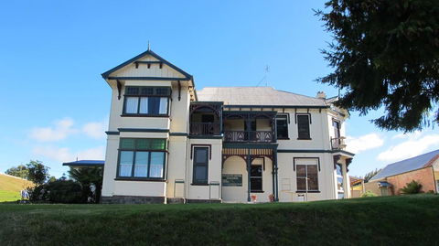 The Bischoff Hotel - NT Tourism 0