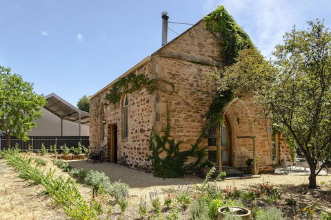 The Chapel - NT Tourism 0