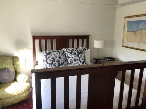 The Corner Hotel Alexandra - Accommodation NT 3