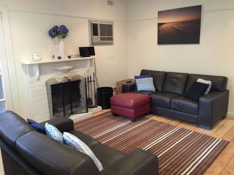 The Cute Beach House - NT Tourism 2