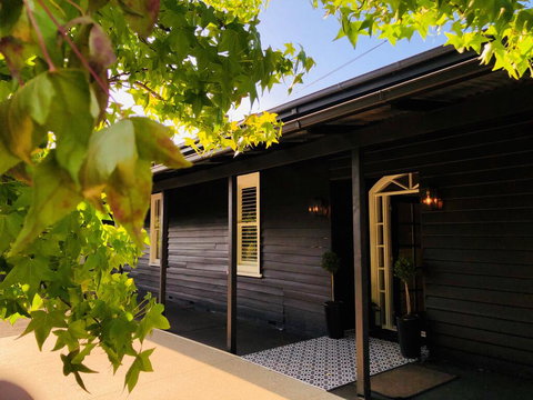 The Dudley Boutique Hotel - NT Tourism 1
