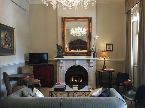 The Empyre Boutique Hotel - Accommodation NT 3