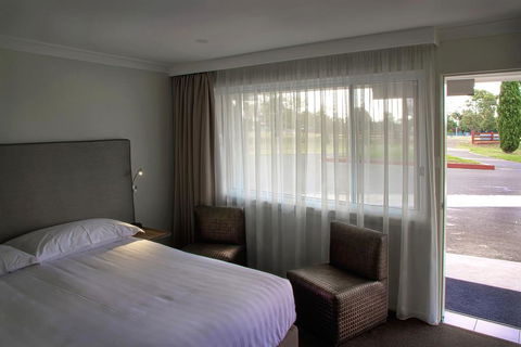 The Duck Inn Apartments - NT Tourism 1