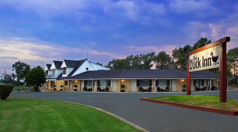 The Duck Inn Apartments - NT Tourism 0