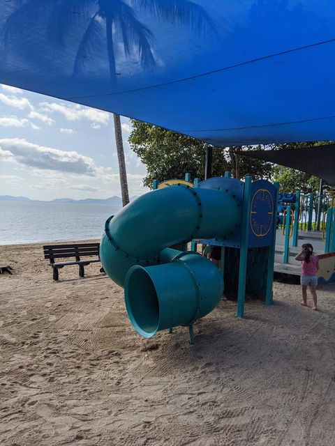 The Escape Luxury Apartments Peppers Beach Club Palm Cove - Accommodation NT 1