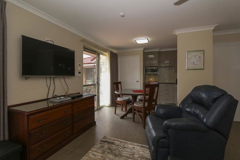 The Good Life B&B - NT Tourism 1