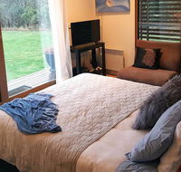 The Gurdies Room with Amazing Sunset Views - NT Tourism