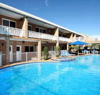 The Hermitage Motel - Campbelltown - Accommodation NT