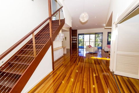 The Holiday House - NT Tourism 0