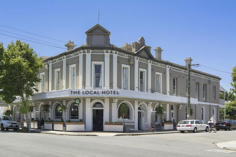 The Local Hotel - NT Tourism 0