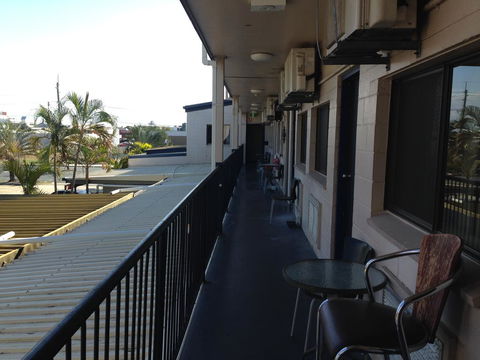 The Metropolitan Hotel - Accommodation NT 2