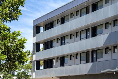 The Mid Pacific - Accommodation NT 1