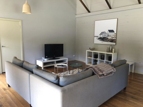 The Old Coolstore - Braeburn Apt - Accommodation NT 1