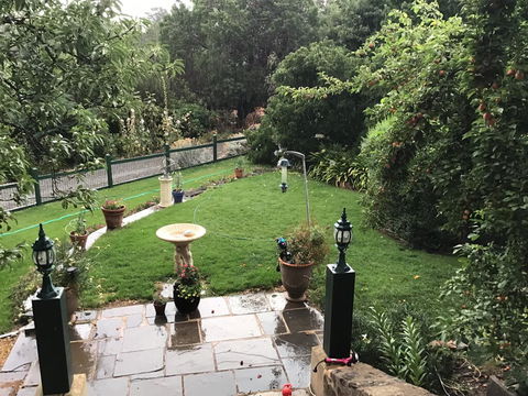 The Olde Devonshire House - Accommodation NT 1