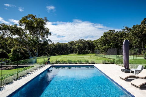 The Pavilion, Killcare - NT Tourism 2