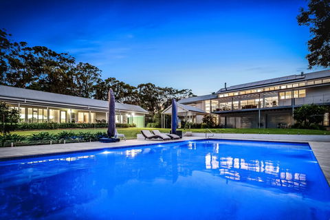The Pavilion, Killcare - NT Tourism 3