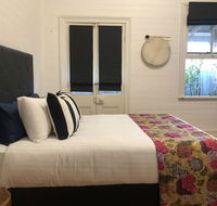 The Residence Stylish Comfort with Fireplace - NT Tourism