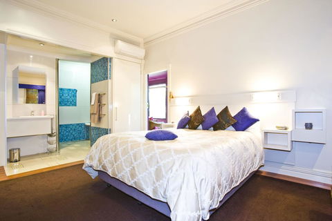 The Retreat At Froog Moore Park - NT Tourism 2