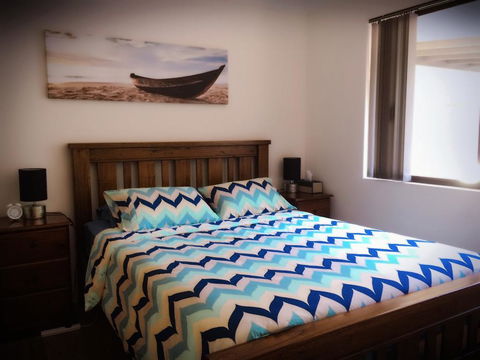 The Royal Dolphin Holiday Home - NT Tourism 1
