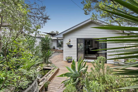 The Rye Tree House - NT Tourism 0