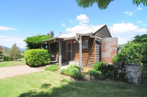 The Settlers Cottage - Kangaroo Valley - NT Tourism 0