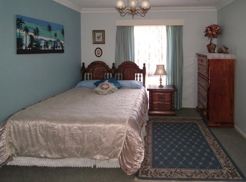 The Spanish Retreat And BnB - 24 Hrs - Accommodation NT 1