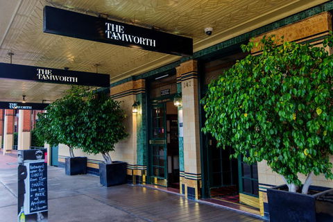 The Tamworth Hotel - NT Tourism 0