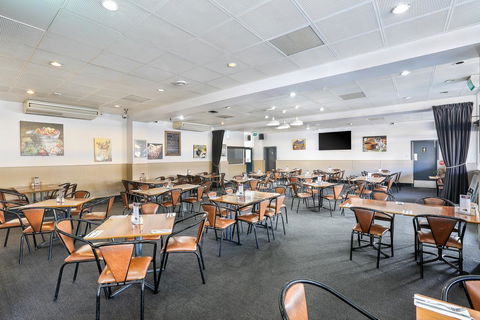 The Union Club Hotel - Accommodation NT 1