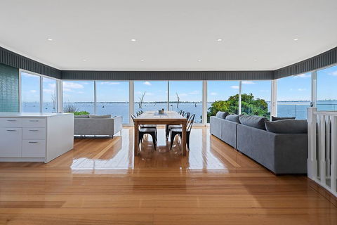The View - NT Tourism 0