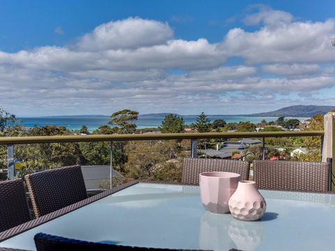 The View - NT Tourism 0