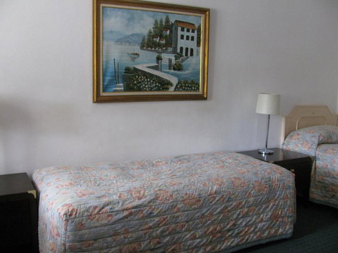 The Wayfarer Motel - Accommodation NT 3