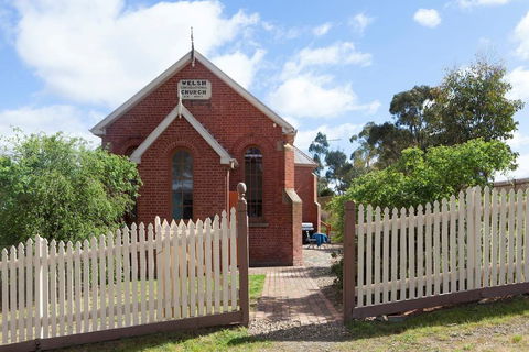 The Welsh Church - Accommodation NT 0