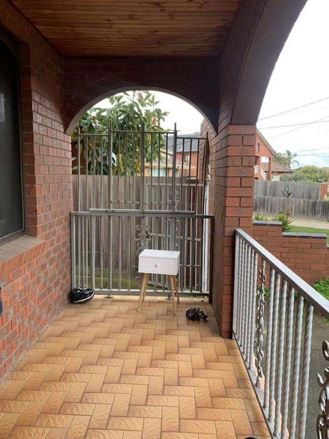 Thomastown Antique House Room 4 - NT Tourism 3