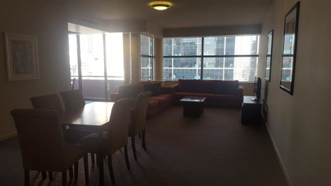 Three Bedroom @ Paramount - Accommodation NT 2