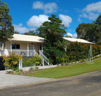 Tinaroo Sunset Retreat - NT Tourism