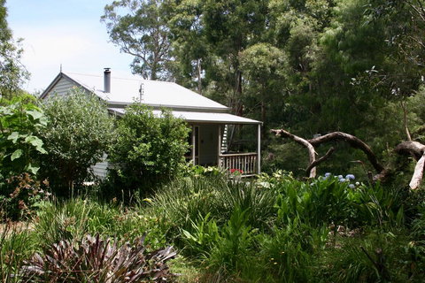 Tindoona Cottages - Accommodation NT 0