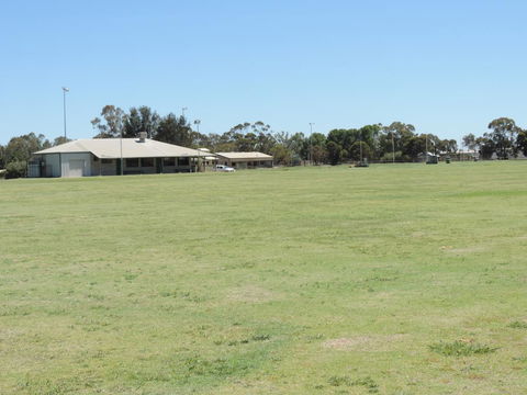Tooleybuc Country Roads Motor Inn - NT Tourism 0