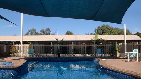 Tooleybuc Motel - NT Tourism 0