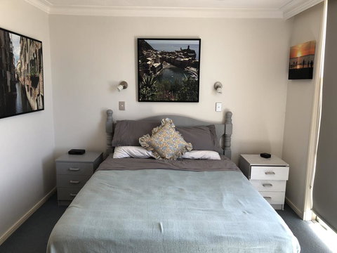 Toowoon Bay Beachfront Apartment - Accommodation NT 3