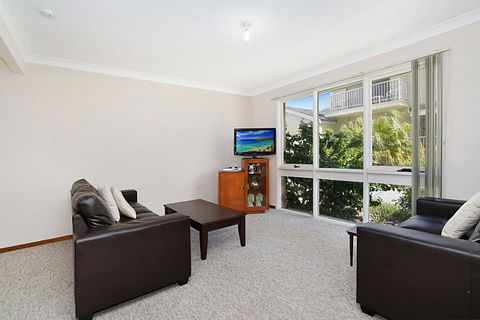 Toowoon Bay Townhouse, Unit 6 - NT Tourism 1