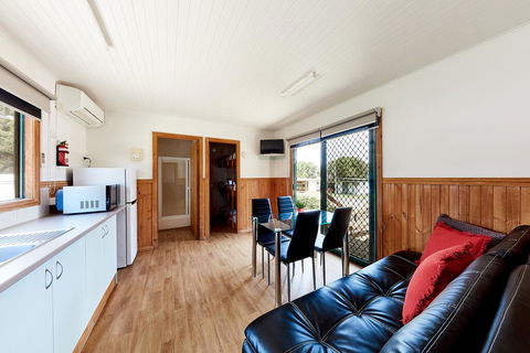 Torquay Foreshore Caravan Park - Accommodation NT 1