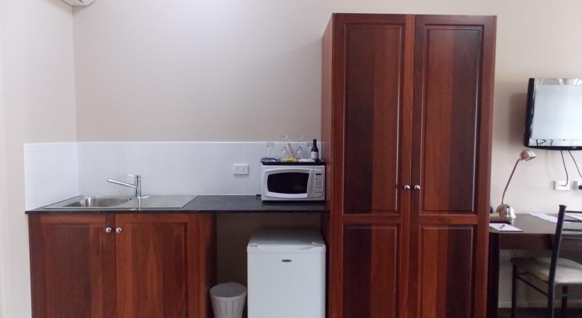  Accommodation NT