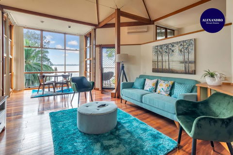 Tranquil Lake House - Perfect City Escape To Relax - NT Tourism 0